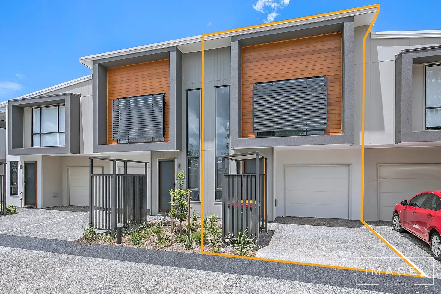 Main view of Homely townhouse listing, 10/5-9 Sheaffe Street, Bracken Ridge QLD 4017