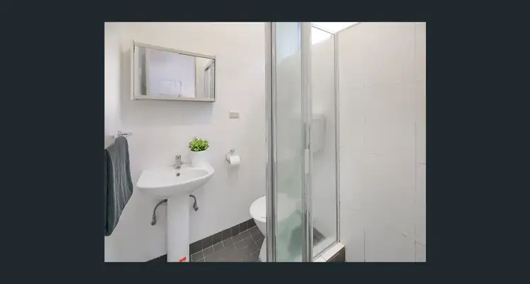 Fourth view of Homely apartment listing, 2/9 South Terrace, Clifton Hill VIC 3068