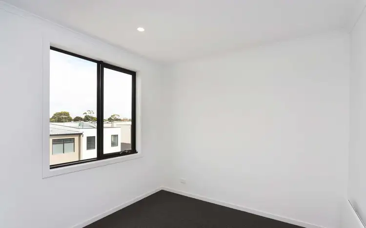 Fourth view of Homely townhouse listing, 5 Callow Walk, St Albans VIC 3021