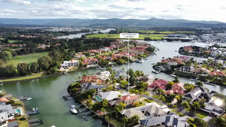 2117 Fernlea Close, Hope Island QLD 4212