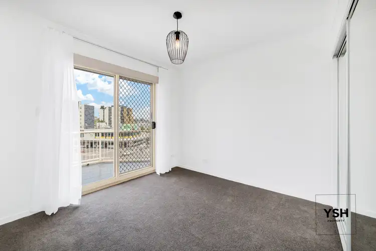 Sixth view of Homely apartment listing, 19/234 Shafston Ave, Kangaroo Point QLD 4169
