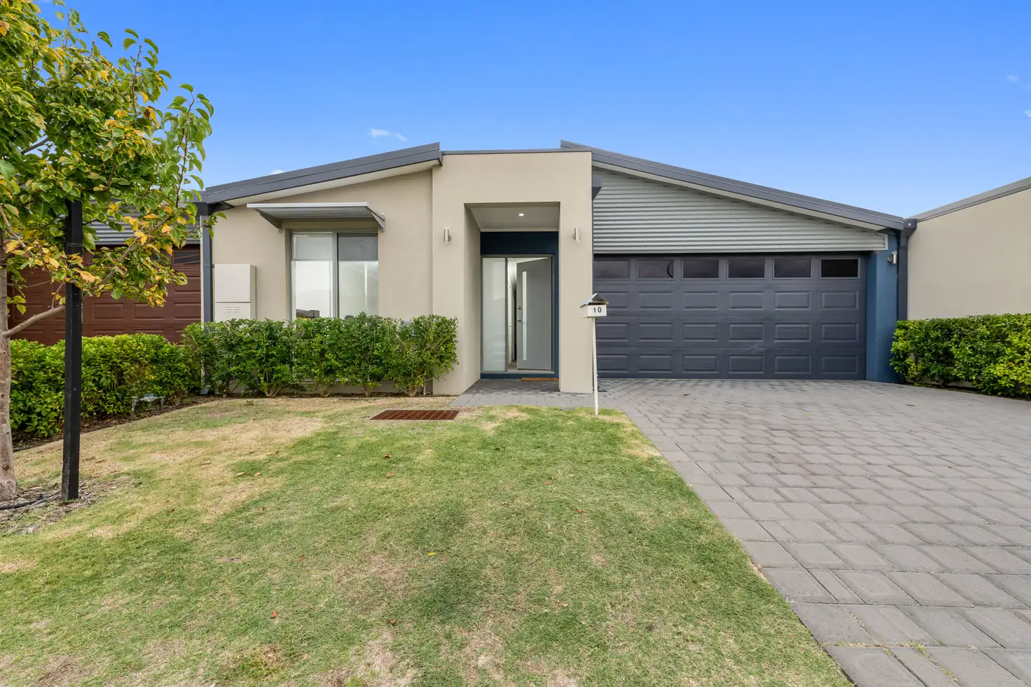 Main view of Homely house listing, 10 Blue Road, Canning Vale WA 6155