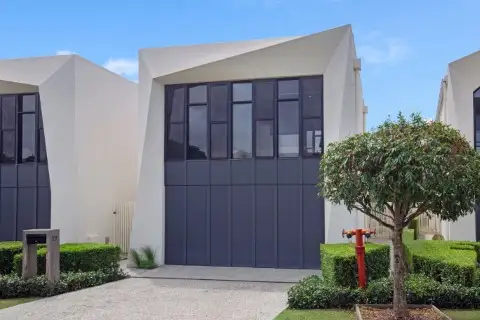 27 Peninsula Drive, Robina QLD 4226