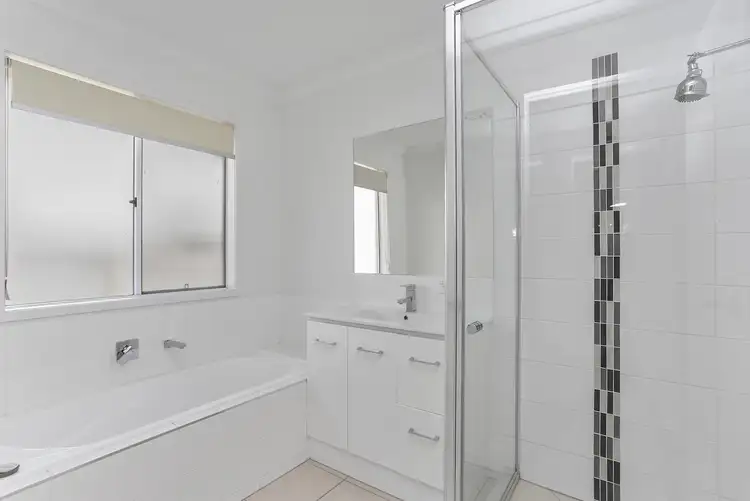 Fourth view of Homely house listing, 10 Beneton Court, Heathwood QLD 4110