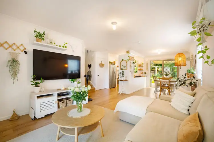 Fifth view of Homely semi-detached listing, 2/4 Serafina Drive, Helensvale QLD 4212