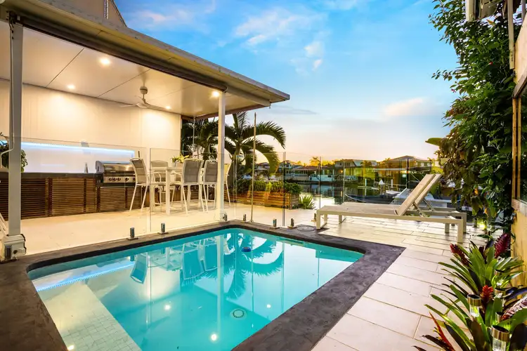 5/100 Morala Avenue, Runaway Bay QLD 4216