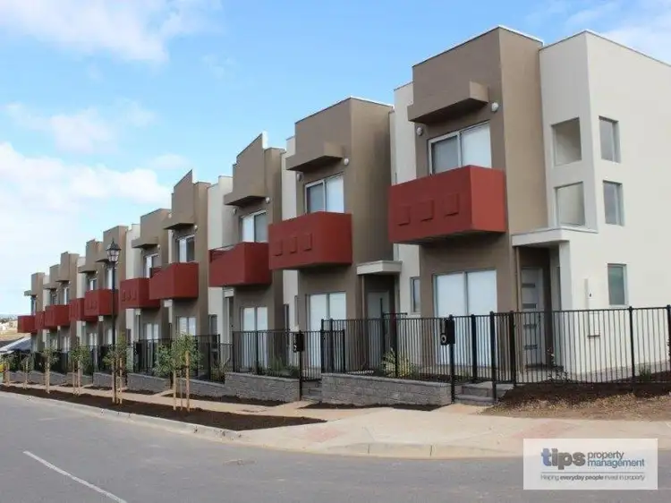16 Orca Court, Seaford Meadows SA 5169