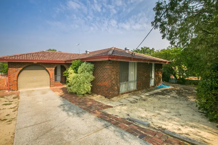 4 Abingdon Road, Swan View WA 6056