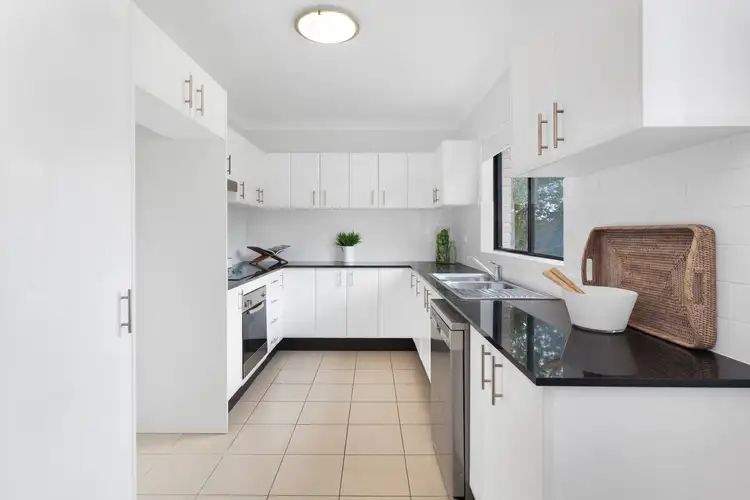 Main view of Homely unit listing, 2/202-204 Gertrude Street, North Gosford NSW 2250