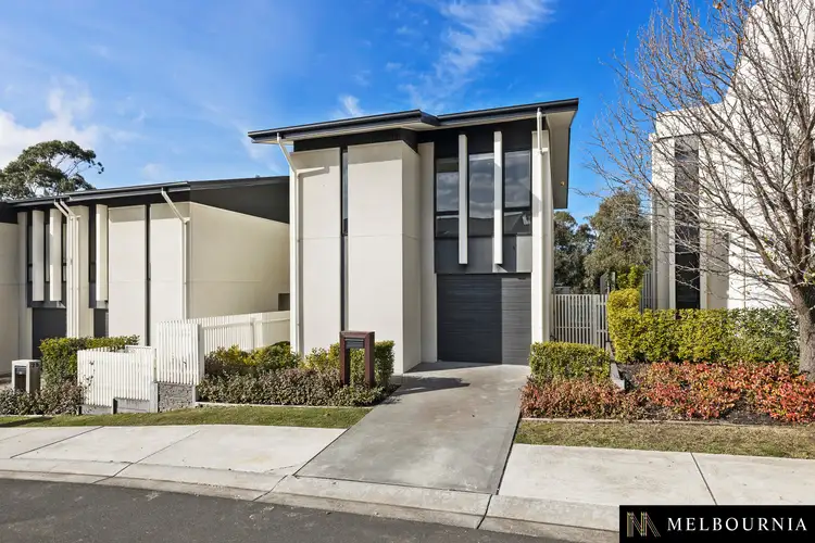 27 Greenwich Crescent