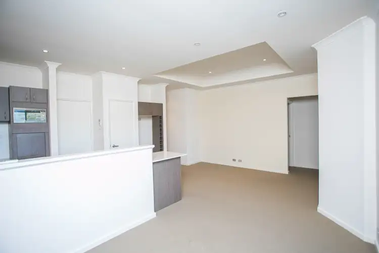 Sixth view of Homely villa listing, 2/36 Dunlin Gardens, Bennett Springs WA 6063