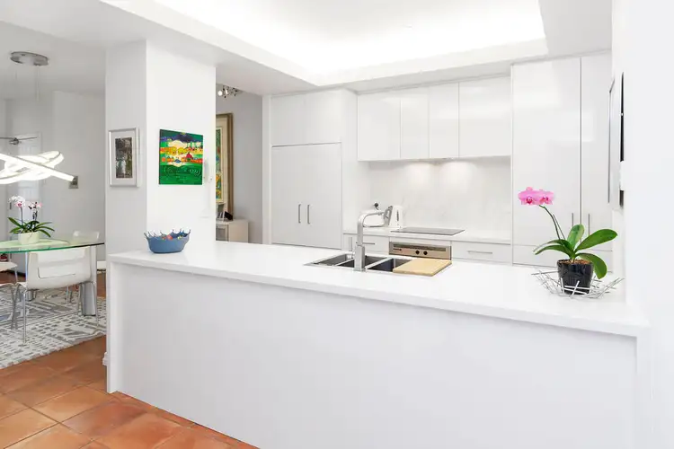 3275 Palladian Drive, Hope Island QLD 4212