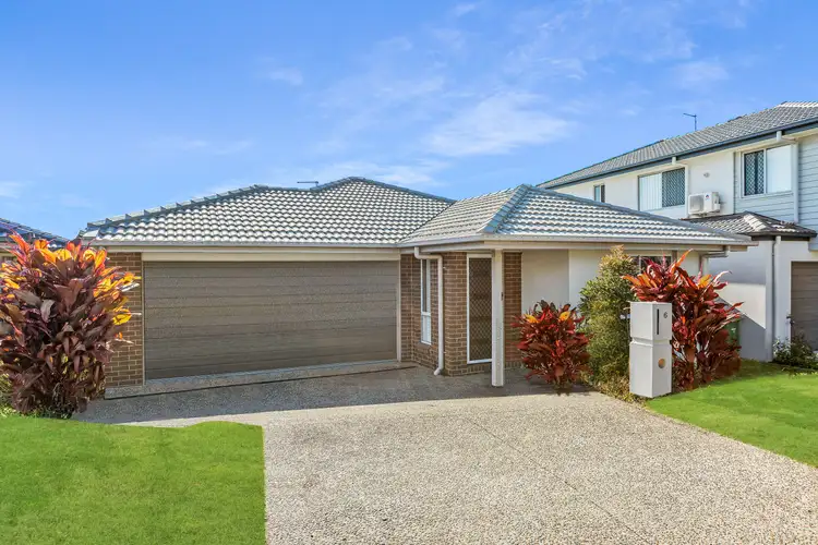 6 Oxford Street, Pimpama QLD 4209