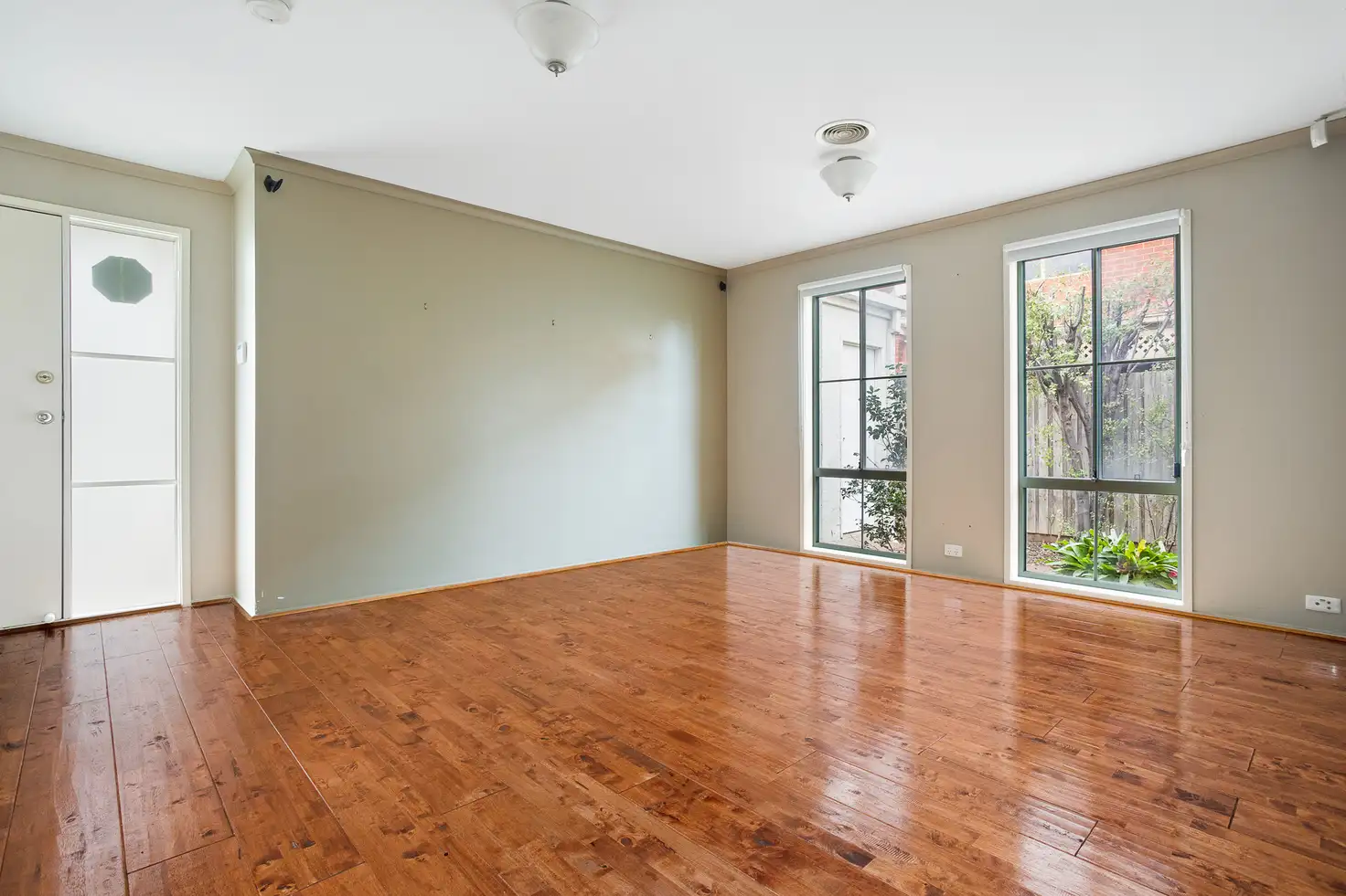 Main view of Homely house listing, 33 Kingfisher Drive, Seabrook VIC 3028