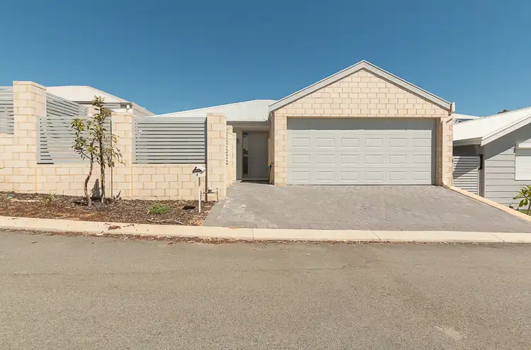 Second view of Homely house listing, 4 Bynder lane, Medina WA 6167