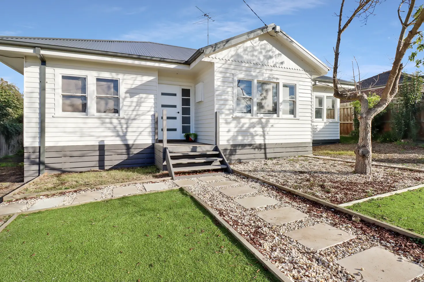 Main view of Homely unit listing, 10 Findlay Grove, Belmont VIC 3216