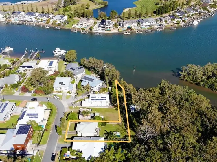 7 Lachlan Drive, Coomera QLD 4209