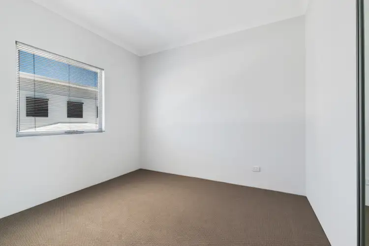 Sixth view of Homely house listing, 32 Laila Turn, Madeley WA 6065