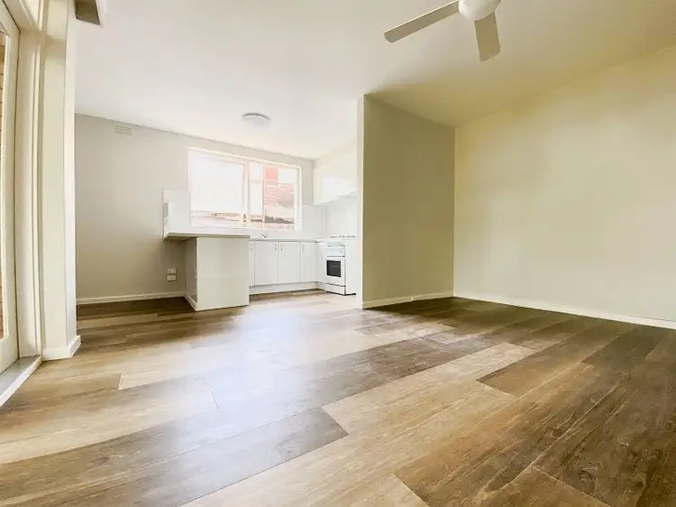 2/4 Narong Road, Caulfield North VIC 3161