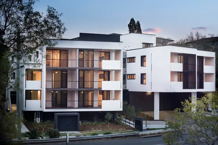401/147 Sir Fred Schonell Drive, St Lucia QLD 4067