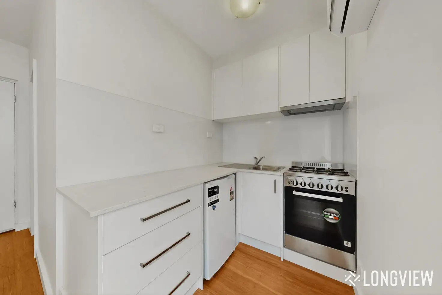 Main view of Homely apartment listing, 2/11 Findon Street, Hawthorn VIC 3122