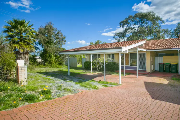 1 Mirrabooka Avenue, Girrawheen WA 6064