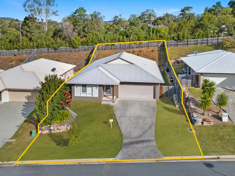 13 Sturt Street, Oxenford QLD 4210