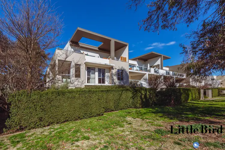 18/57 Lowanna Street