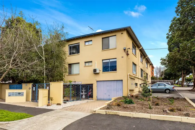 Main view of Homely apartment listing, 16/11 Findon Street, Hawthorn VIC 3122