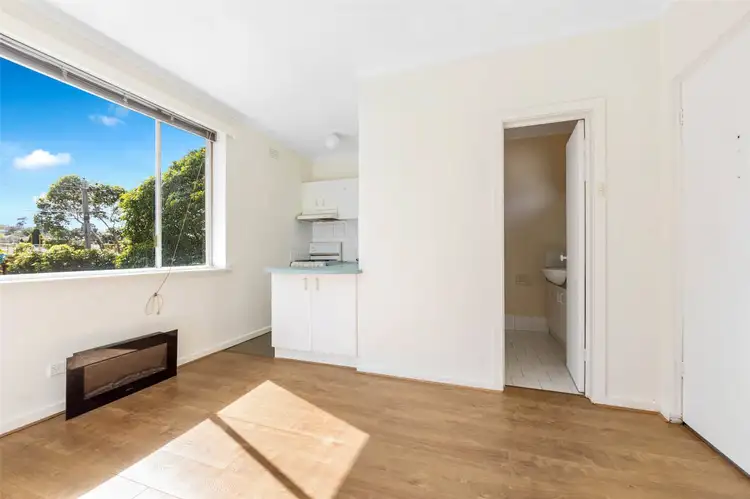 Fourth view of Homely apartment listing, 16/11 Findon Street, Hawthorn VIC 3122
