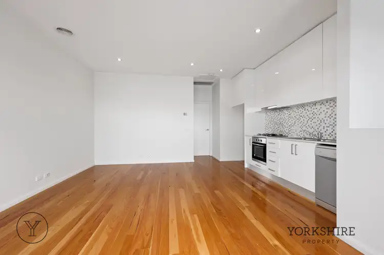 Fifth view of Homely townhouse listing, 2/14 Devon Road, Pascoe Vale VIC 3044