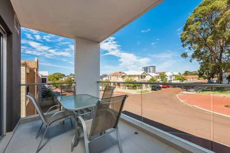 3/42 McLarty Ave, Joondalup WA 6027