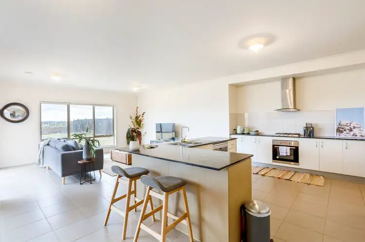 254 Sanctuary Lakes South Boulevard, Point Cook VIC 3030