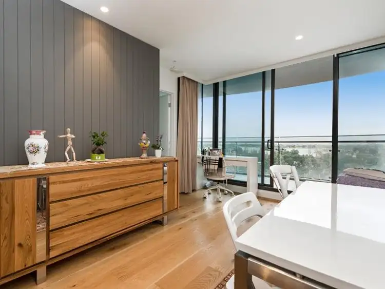 817/35 Albert Road, Melbourne VIC 3004