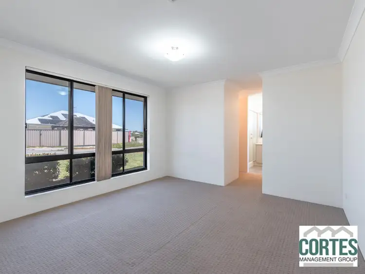 Sixth view of Homely house listing, 10 Torino Crescent, Piara Waters WA 6112