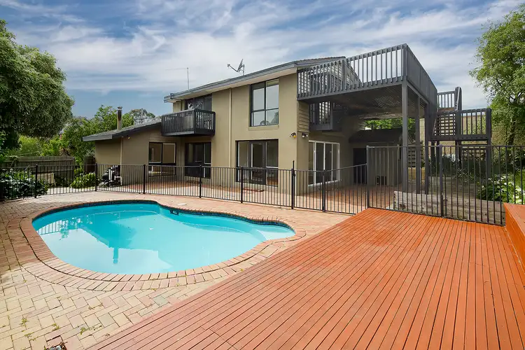 82 Koornalla Cres, Mount Eliza VIC 3930