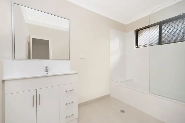 Fourth view of Homely house listing, 6 Summergold Street, Mount Low QLD 4818