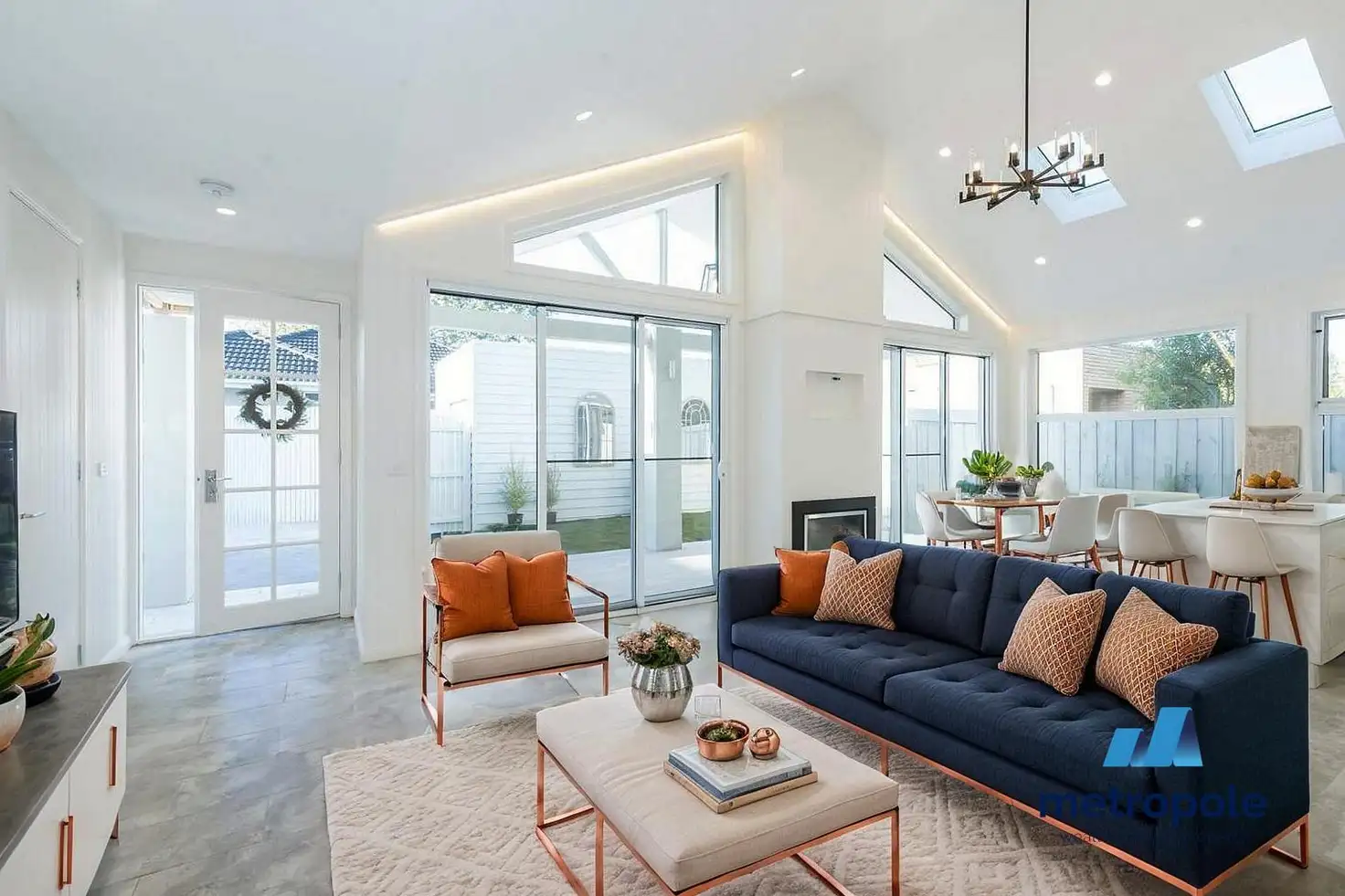 Main view of Homely unit listing, 2/40 Langrigg Avenue, Edithvale VIC 3196