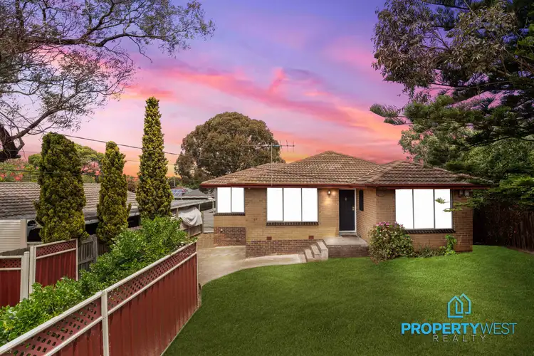 44 Gretel Grove, Melton VIC 3337
