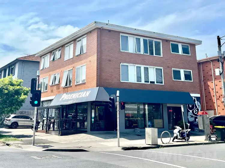 2/34 Westbury Street