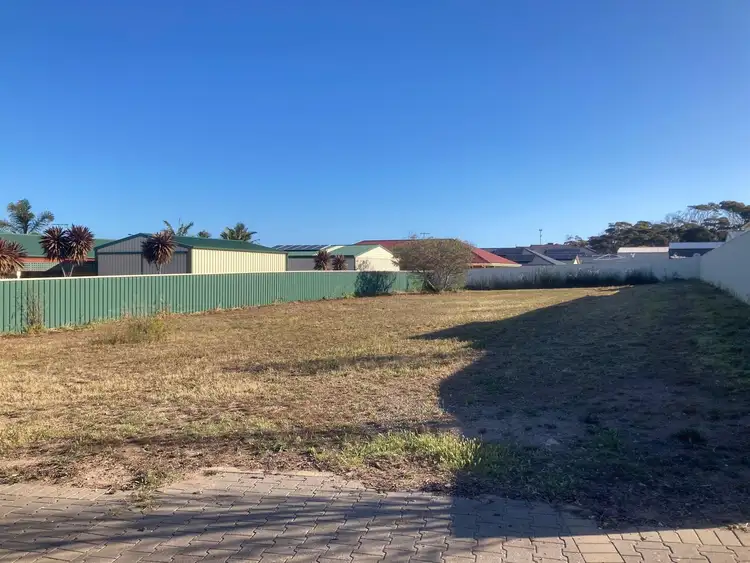 17 Ventnor Street, Port Vincent SA 5581