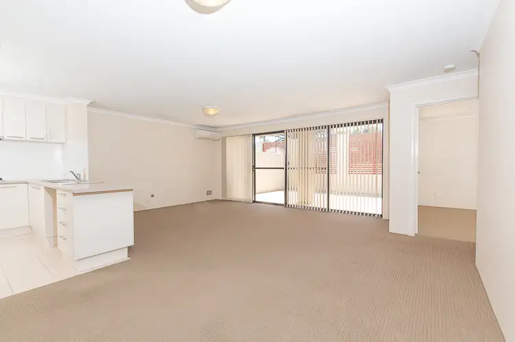 Fifth view of Homely unit listing, 18/11 Serls street, Armadale WA 6112