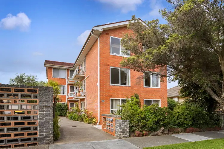 9/15 Speight Street, Newport VIC 3015