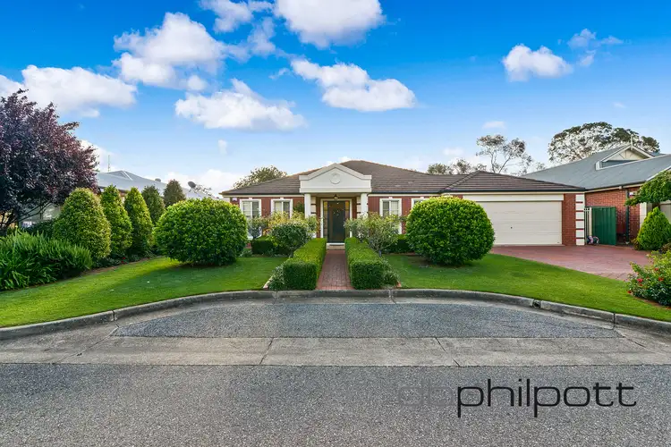19 Trinity Way, Oakden SA 5086