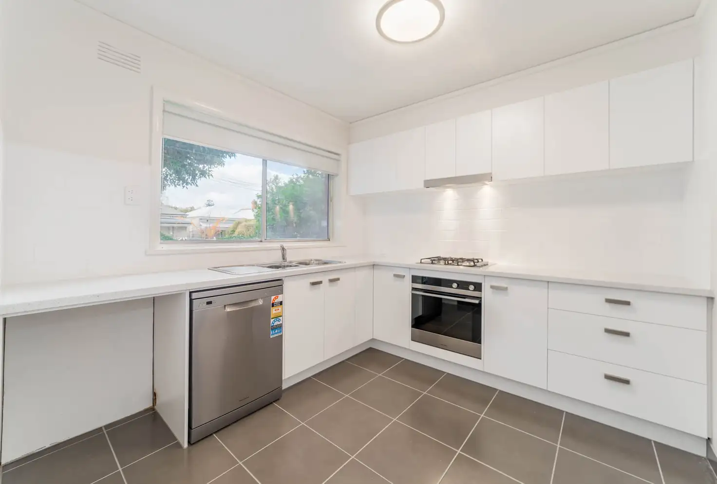 Main view of Homely apartment listing, 1/12 Pine Street, Hawthorn VIC 3122