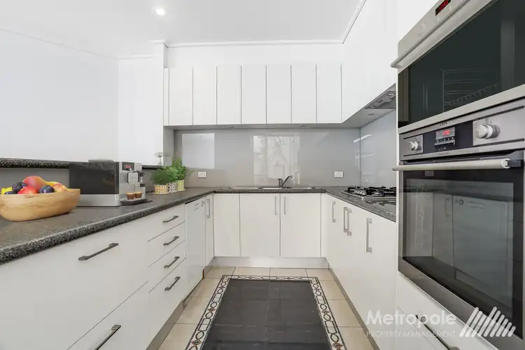 Third view of Homely apartment listing, 8/120-142 Clarendon Street, Southbank VIC 3006