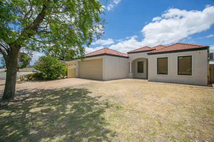 135 Bennett Springs Drive, Bennett Springs WA 6063