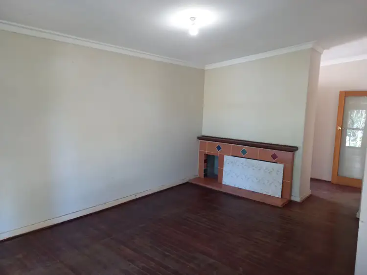 Fifth view of Homely house listing, 14 Sutherland Way, Cloverdale WA 6105