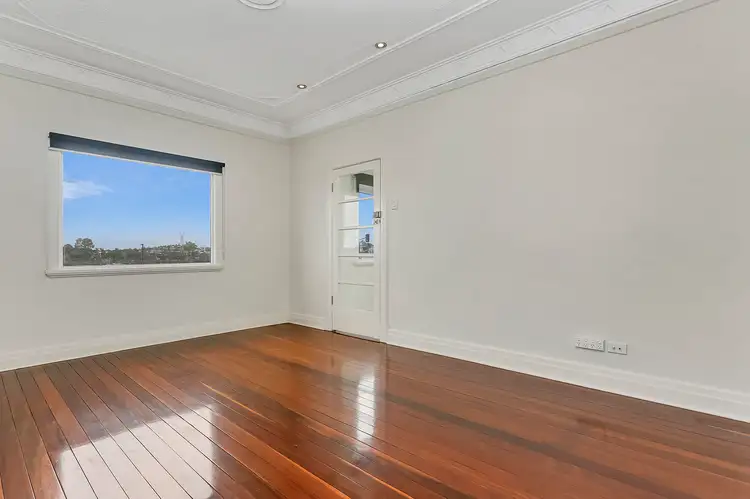 Third view of Homely unit listing, 1/250 Kingsford Smith Drive, Hamilton QLD 4007