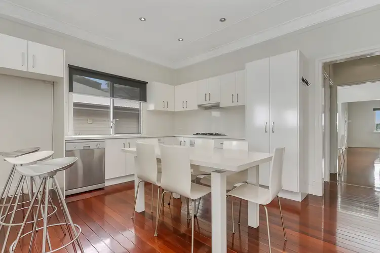 Fourth view of Homely unit listing, 1/250 Kingsford Smith Drive, Hamilton QLD 4007